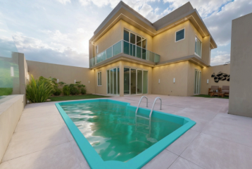 SOBRADO ALTO PADRÃO A 150M DO MAR REF786SO