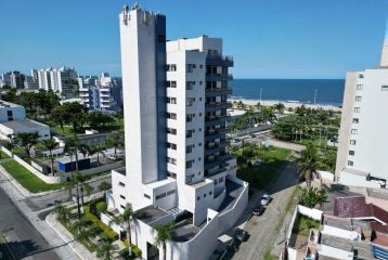APARTAMENTO COM VISTA PARA O MAR EM CAIOBÁ REF814AP