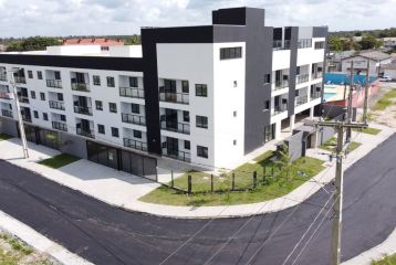 APARTAMENTO COM 02 DORM NO ED. ALBATROZ BEACH REF897AP