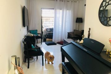 SOBRADO PROXIMO AO CENTRO DE MATINHOS REF 973SO