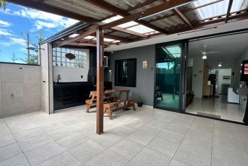 CASA 2 QUARTOS SAINT ETIENNE