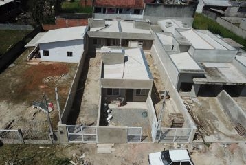 CASA COM 02 DORM EM GUARATUBA/PR REF779CA