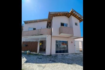 SOBRADO COM LOJA COMERCIAL CENTRO REF030SO